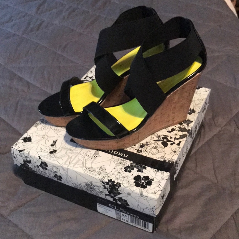 CL by Chinese Laundry Idelle Black Wedge